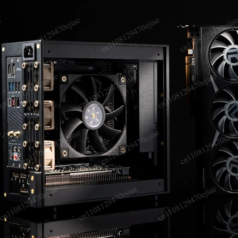 Case Mini ITX in Alluminio CNC - Sff Mini Itx Cnc Aluminum Chassis recensione e prezzo